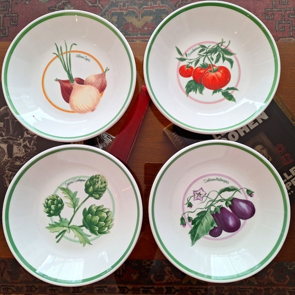 Set of 4 pasta bowls, made in Italy for Himark - Picture 1 of 9